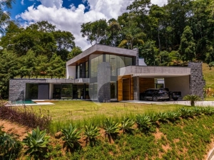 Casa - Petrópolis, Araras