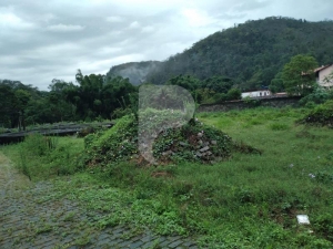 Terreno Comercial - Petrópolis, Posse
