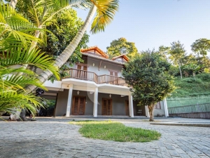 Casa - Petrópolis, Samambaia