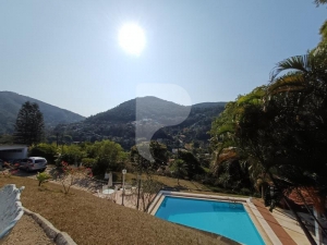 Casa - Petrópolis, Corrêas
