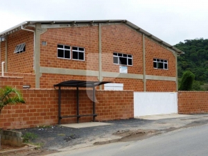 Galpão - Petrópolis, Posse