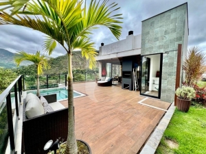 Casa - Petrópolis, Araras
